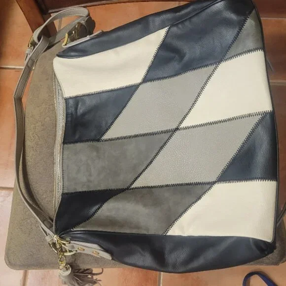 Steve Madden Black White and Gray large purse - Picture 8 of 12